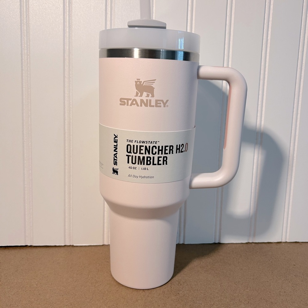 STANLEY THE QUENCHER H2.0 FLOWSTATE™ TUMBLER | 40 OZ